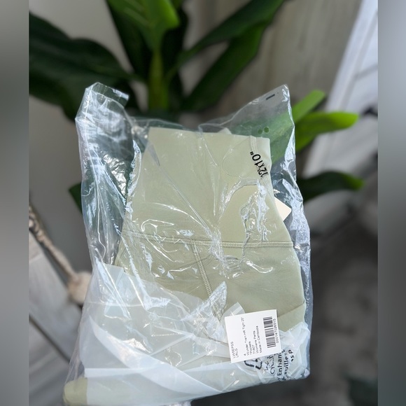 Lululemon wunder train leggings - Picture 8 of 8